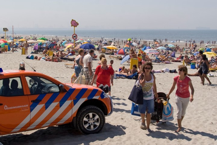 Westland krijgt Blauwe Vlag voor schoon en veilig strand