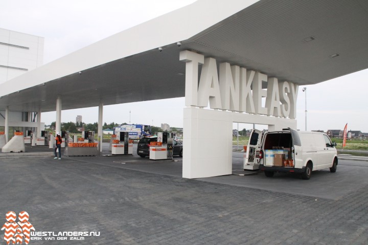 Nieuw Tank- en Truckstation in HarnaschPolder onthuld