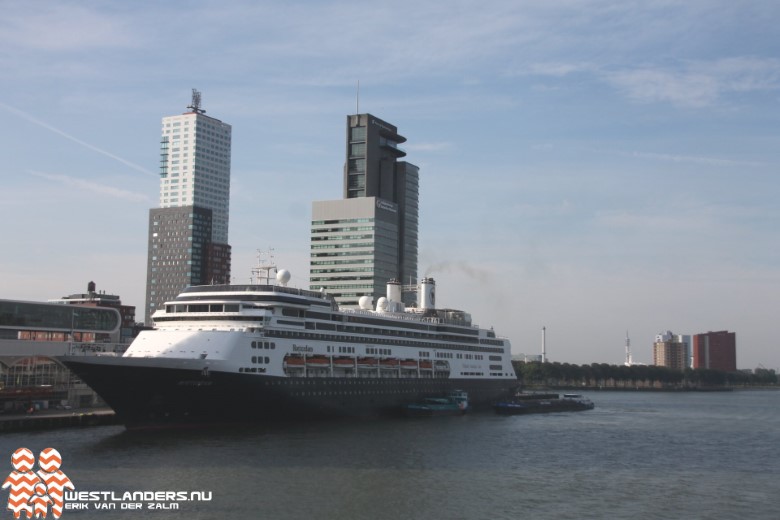 Afscheidstour voor cruiseschip De Rotterdam