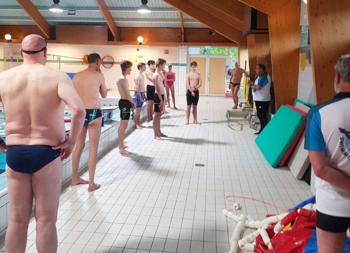 Westland Swimming Stars eindelijk weer van de startblokken af