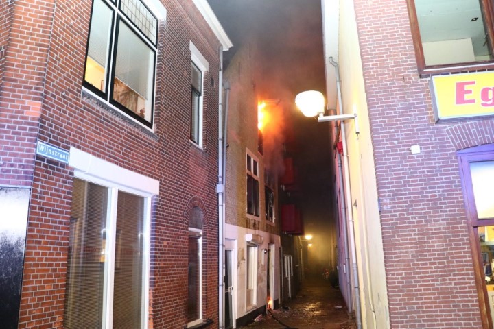 Zeer grote brand in binnenstad Vlaardingen