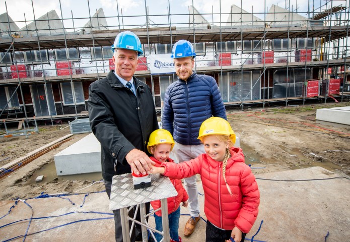 Hoogste punt nieuwbouw in Poeldijk Dorp gevierd