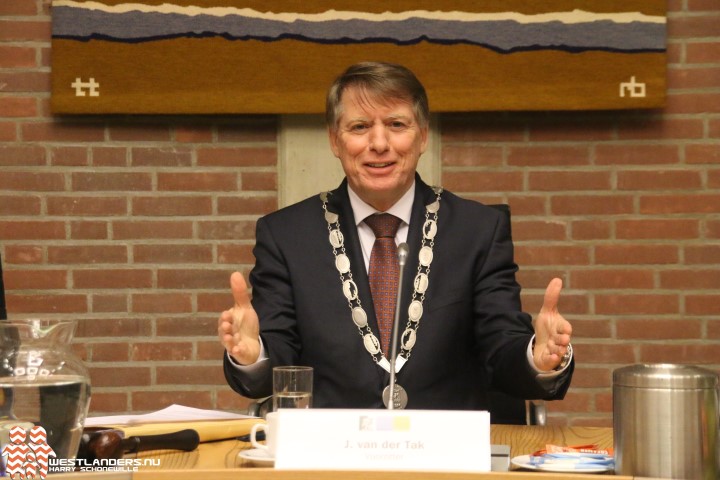 Burgemeester Van der Tak legt zijn ambt op 1 oktober neer