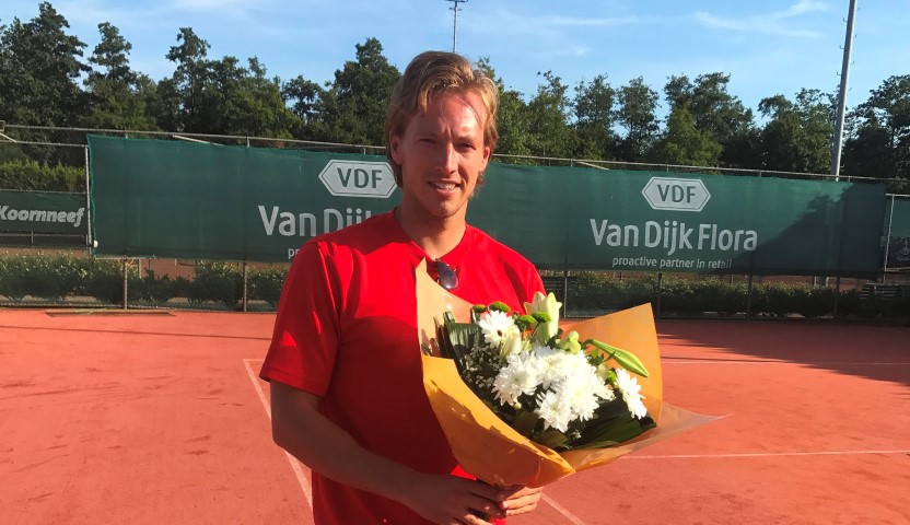 Jeroen Camfferman en Elysia Pool winnaars tennistournooi Naaldwijk