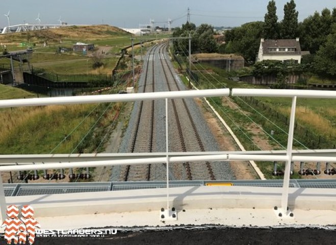 Nieuwe fietsbrug nabij Oranjekanaal bijna gereed