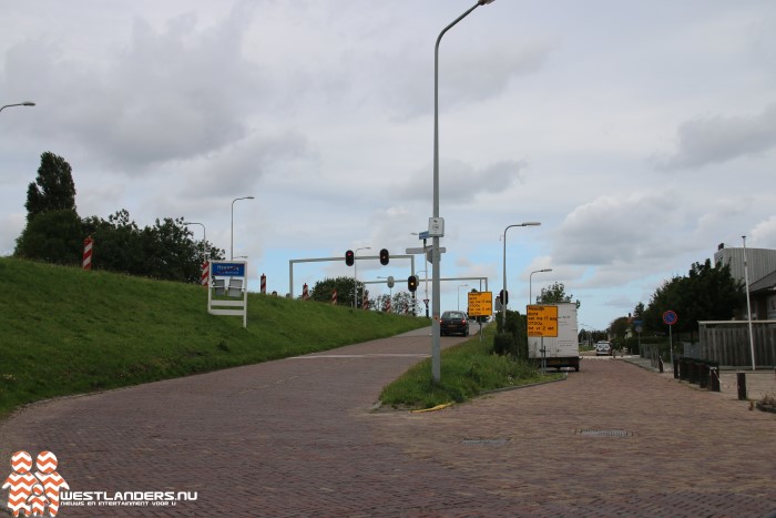 Collegevragen inzake verkeerssituatie rond Maasdijk