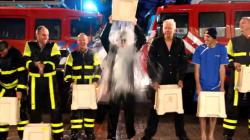 Ice Bucket Challenge voor brandweer \'s-Gravenzande