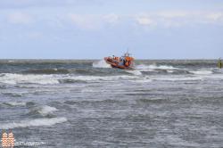 KNRM Ter Heijde te zien in tv serie redders op zee