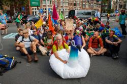Utrechtsebaan wederom geblokkeerd door klimaatactivisten