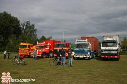 Scania V8 Classic Tour weer door Groene Hart