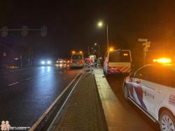 Fietser gewond na onwelwording op Middel Broekweg