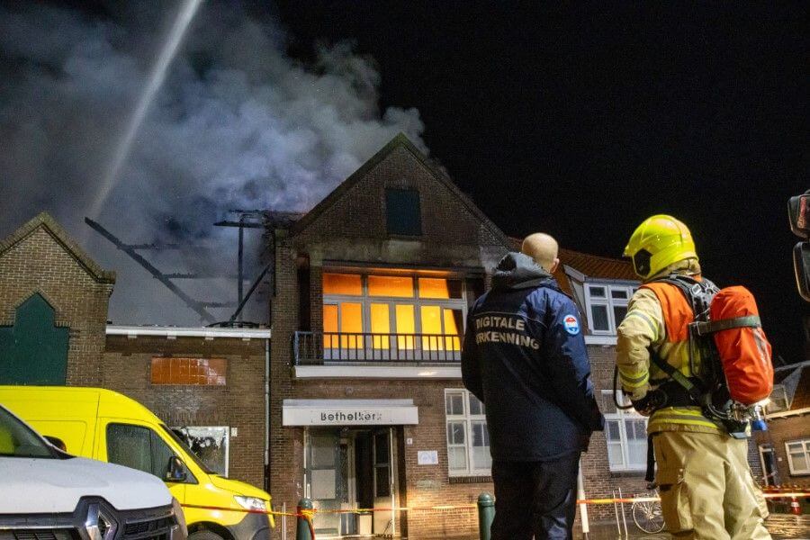 Brand Bethelkerk Oranjestraat waarschijnlijk aangestoken